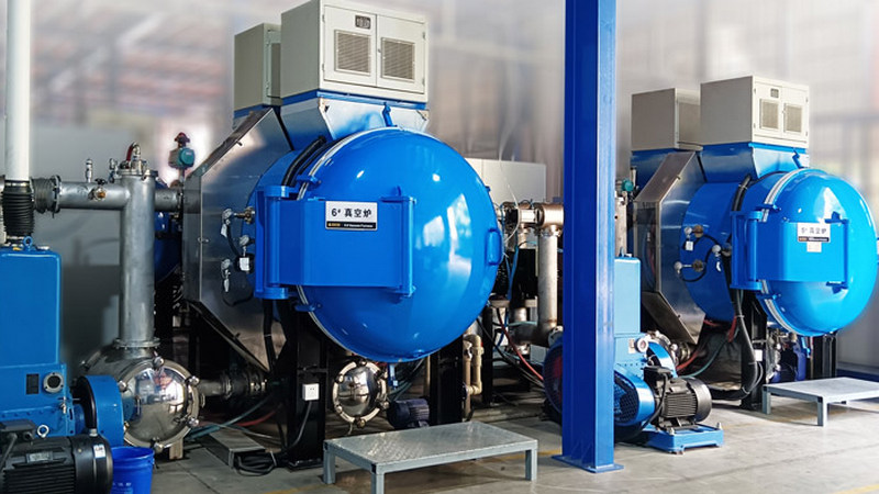 精城特瓷碳化鈦棒真空燒結爐